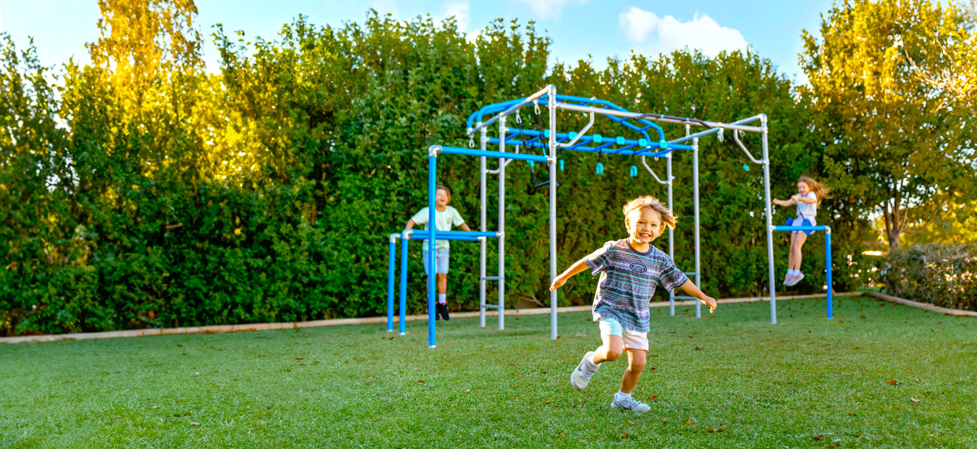 Growplay Monkey Bars